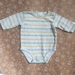 Carter's Long Sleeve Onesie with puppy theme